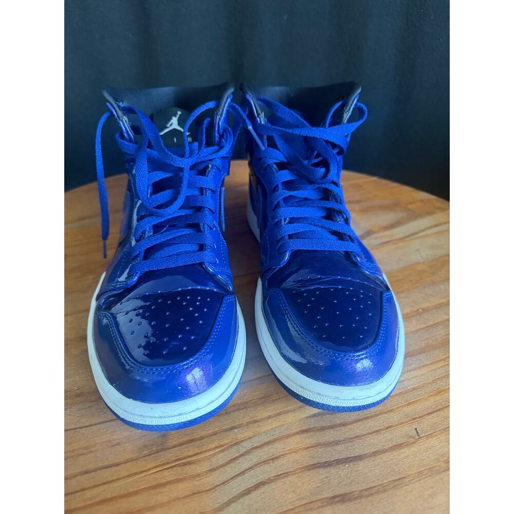 Air Jordan 1 Retro High 'Deep Royal' (Style Code: 332550-420).